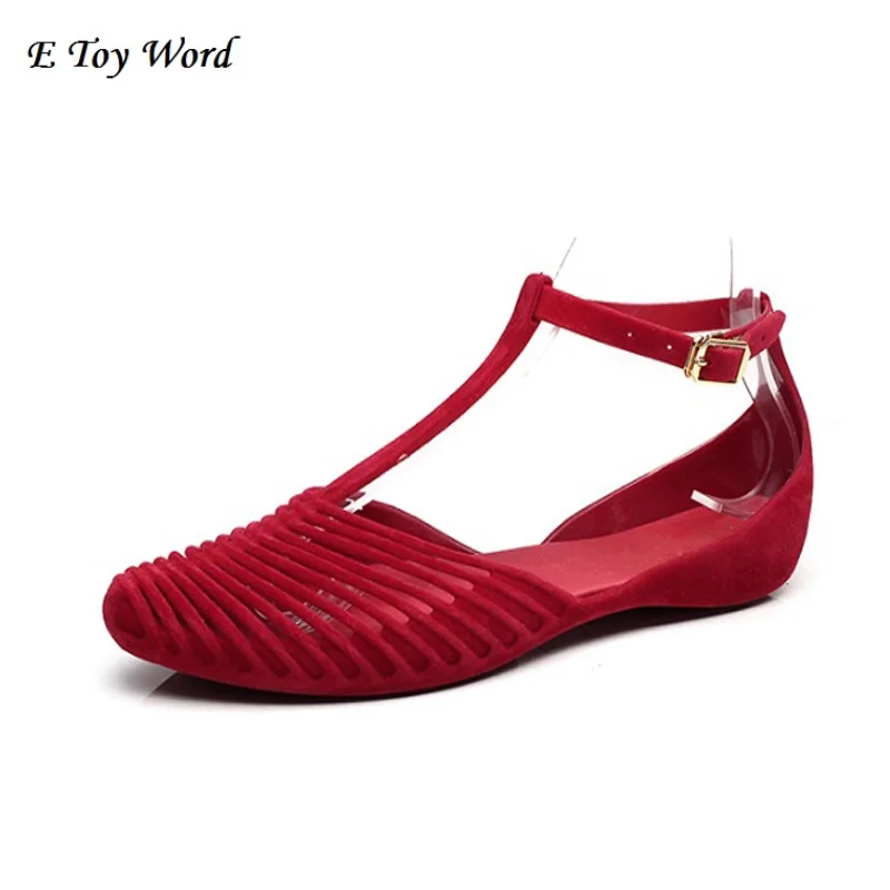 preço Sandálias de Verão das Sandálias das mulheres 2018 Moda Senhora Menina Mulheres Sapatos de Geléia Sandálias Escavar Malha Apartamentos Casuais 22.5 25 cm