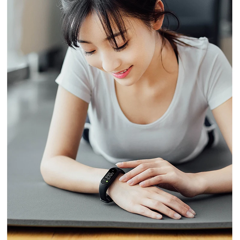 Smartband Xiaomi Hey Plus английская версия цветной экран AMOLED 0 95 дюйма встроенный