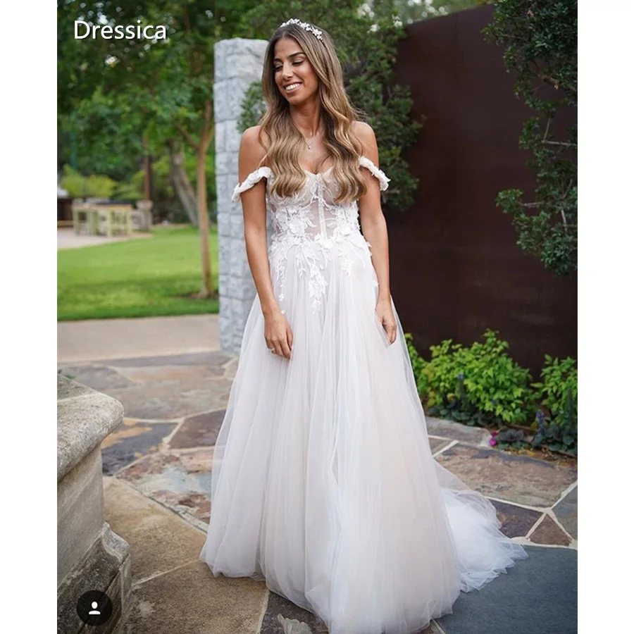 

Sweetheart Off Shoulder A Line Wedding Dress Tulle with Lace Appliques Unique Bridal Gown High Quality