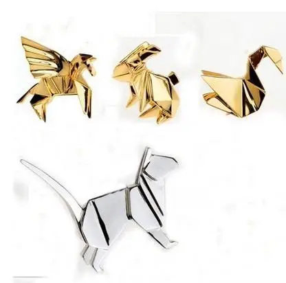 

The three-dimensional geometry of small animal origami rabbit kitten brooch pin Jewelry wholesale
