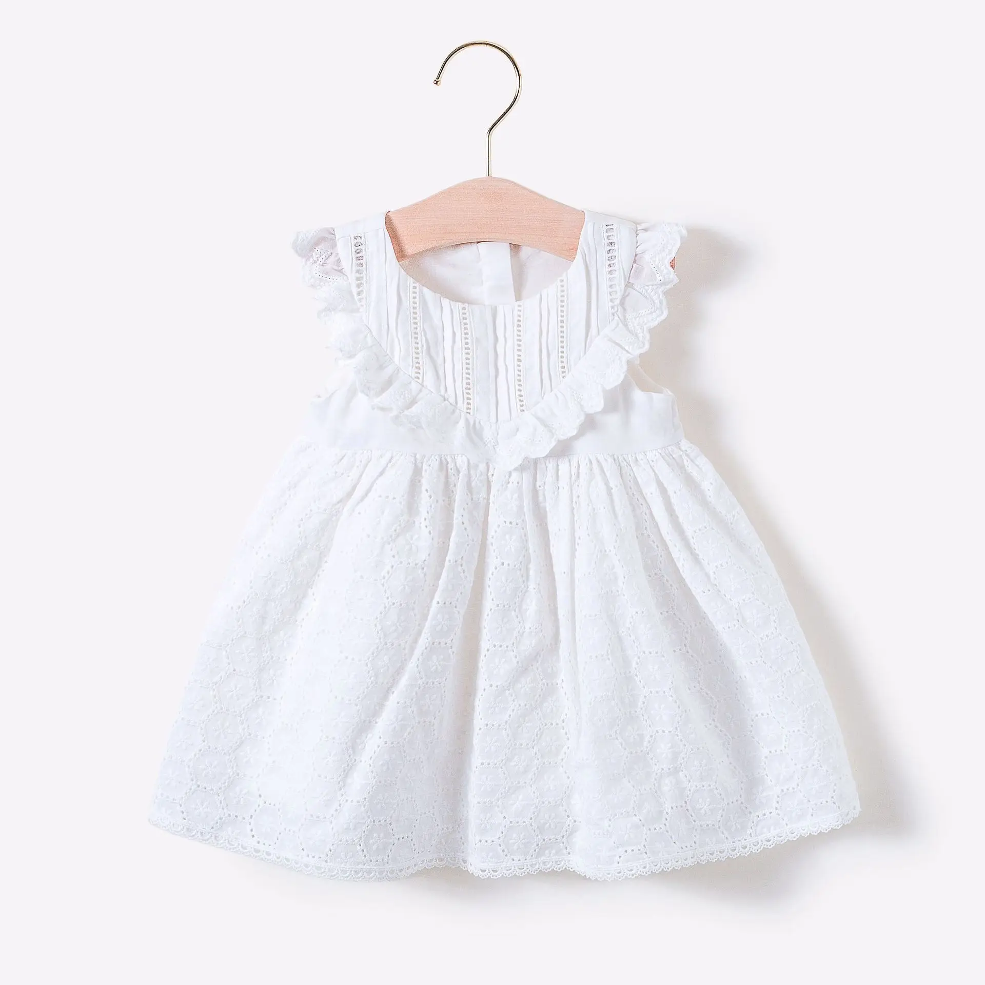 

Baby Girls Dress Summer 2019 New Style White Cotton Lace O-neck Sleeveless Ruffle Embroidered Dress Baby Girls Princess Dress