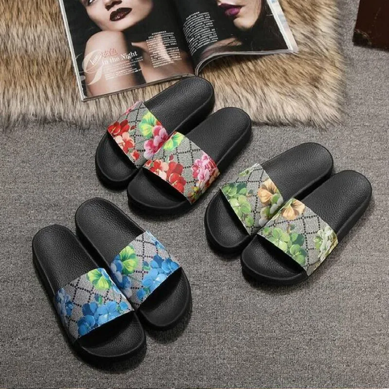 

zpxhuh Women Fashion Wide Flat Slippery With Thick Sandals Slipper House Stud Flip Flop With Spike For Female shoes