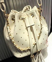 ANAWISHARE сумка-мешок с кисточками и завязками женская сумка на плечо с заклепками женская сумка через плечо сумка-мессенджер дизайнерская сумка Bolsos - Цвет: Bucket Bag White