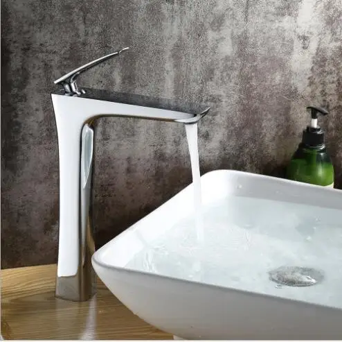 New arrival bathroom faucet Luxury high quality chrome finished cold and hot bathroom sink faucet basin faucet,water tap mixer B