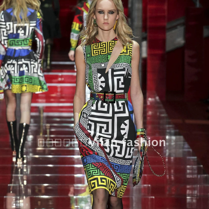 версаче новая коллекция. версаче коллекция 2021 спринг саммер. версаче новая коллекция. джанни версаче коллекция 2018. версаче новая коллекция.