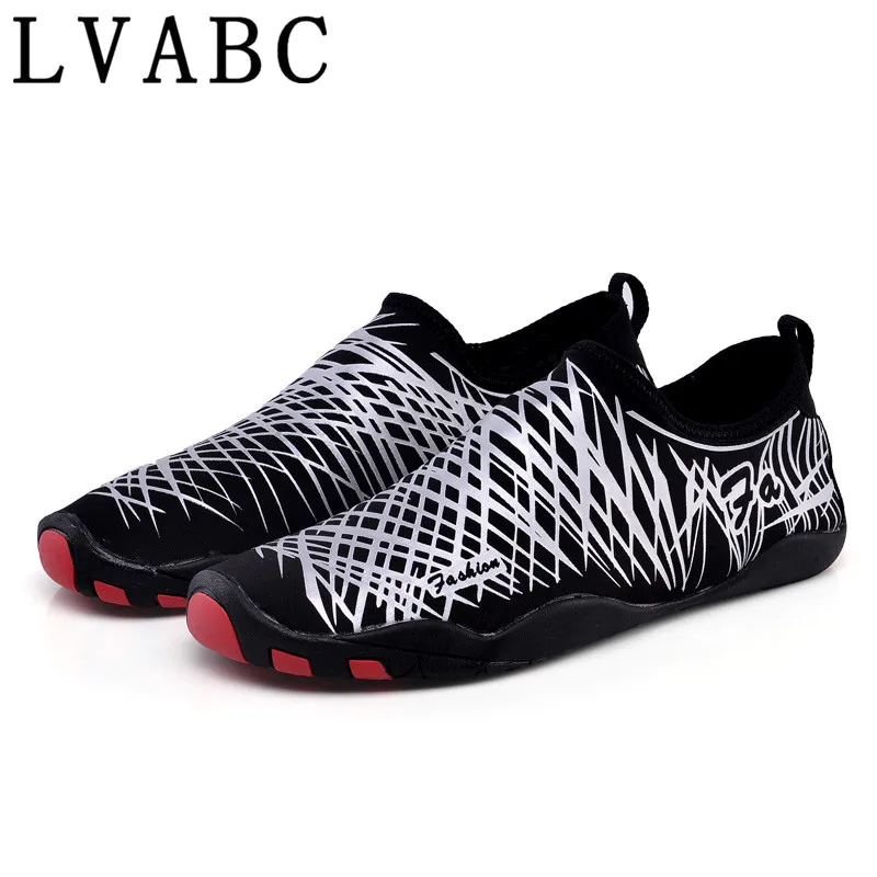 

LVABC 2019 new high quality Waterproof Men Beach CreekBrooke shoes men's flat summer vulcanized shoes free air transport 45 46