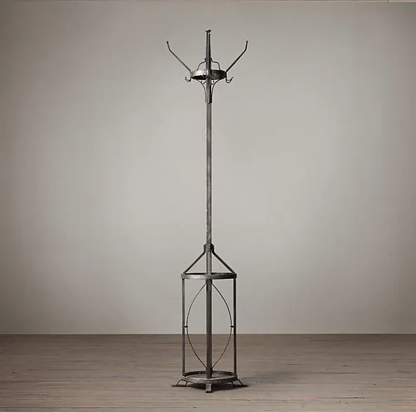 Металлическая вешалка напольная в стиле лофт Металлическая вешалка напольная в стиле лофт