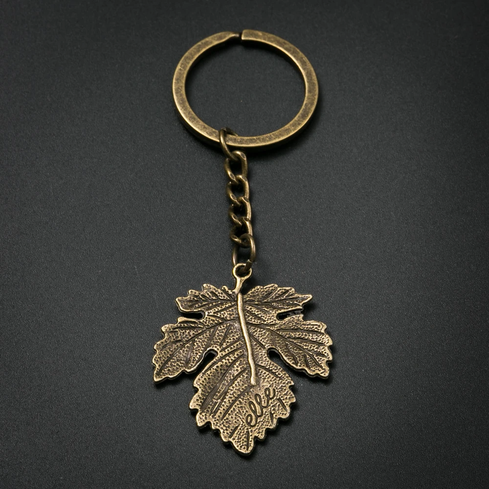 

Fashion Creative Leaves Keychain Metal Charm key ring For Gift Car Key Chain Jewelry