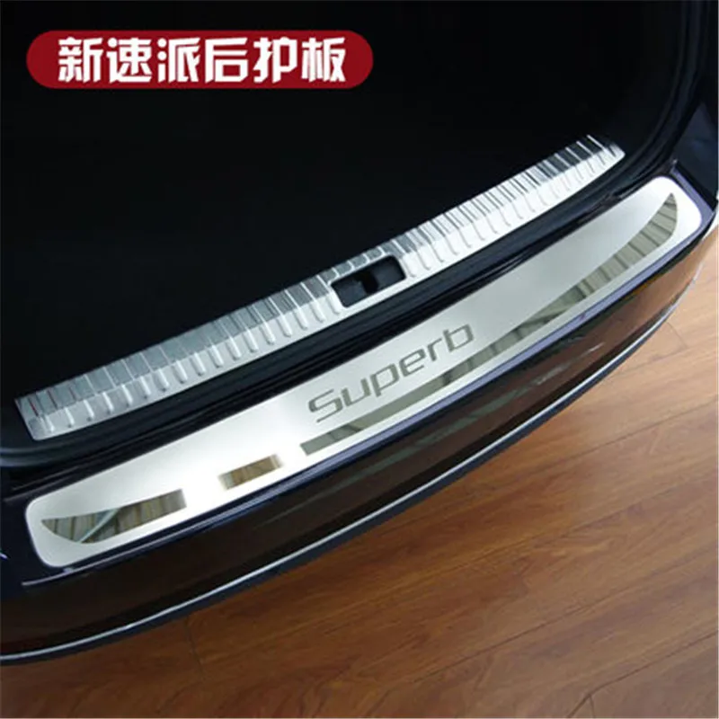 

Car accessories Protective Pad On The Rear Trunk Trim Lid Threshold rear door sill For Skoda Superb 2016 2017 2018 car-styling