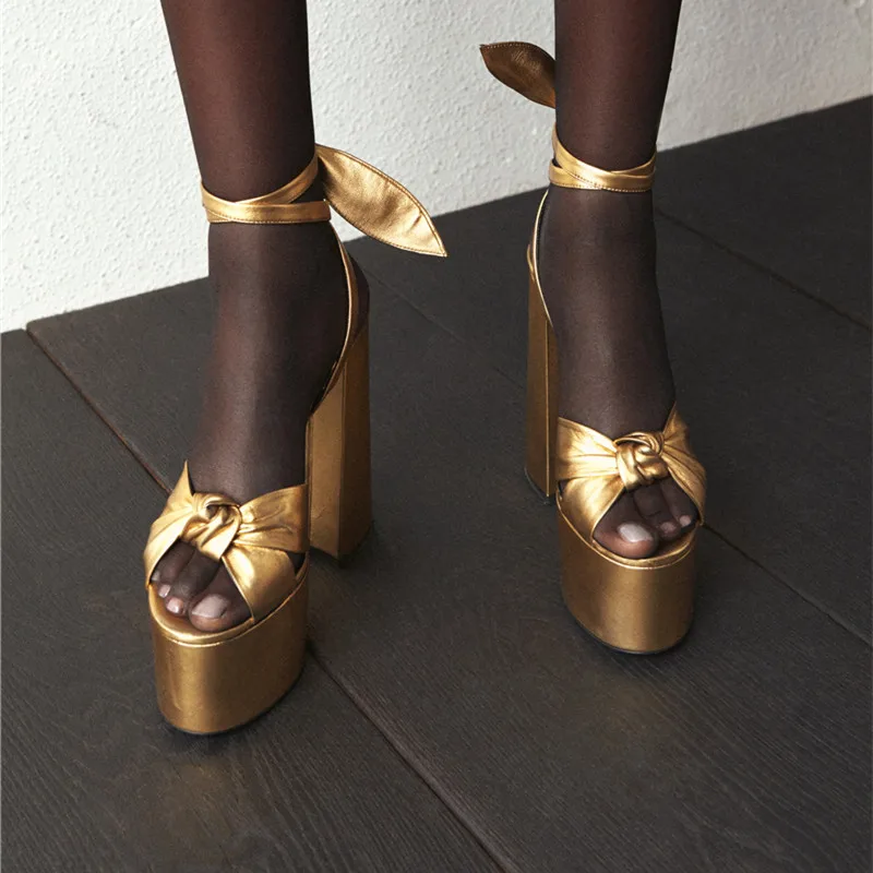 

2019 Runway Design Bowknot Thick Heels Sandals Fashion Gold Lace up High Heels Platform Shoes Woman Dress Summer Women's Sandals