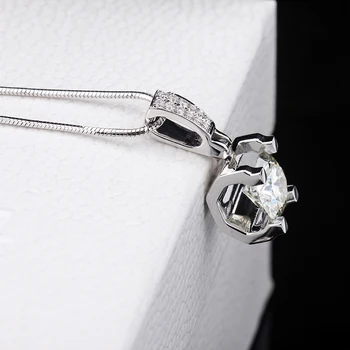 Fashion Slide Wedding Pendant 18K White Gold 1 Carat Round Shape Moissanite Diamond Necklace Gifts for Women 5