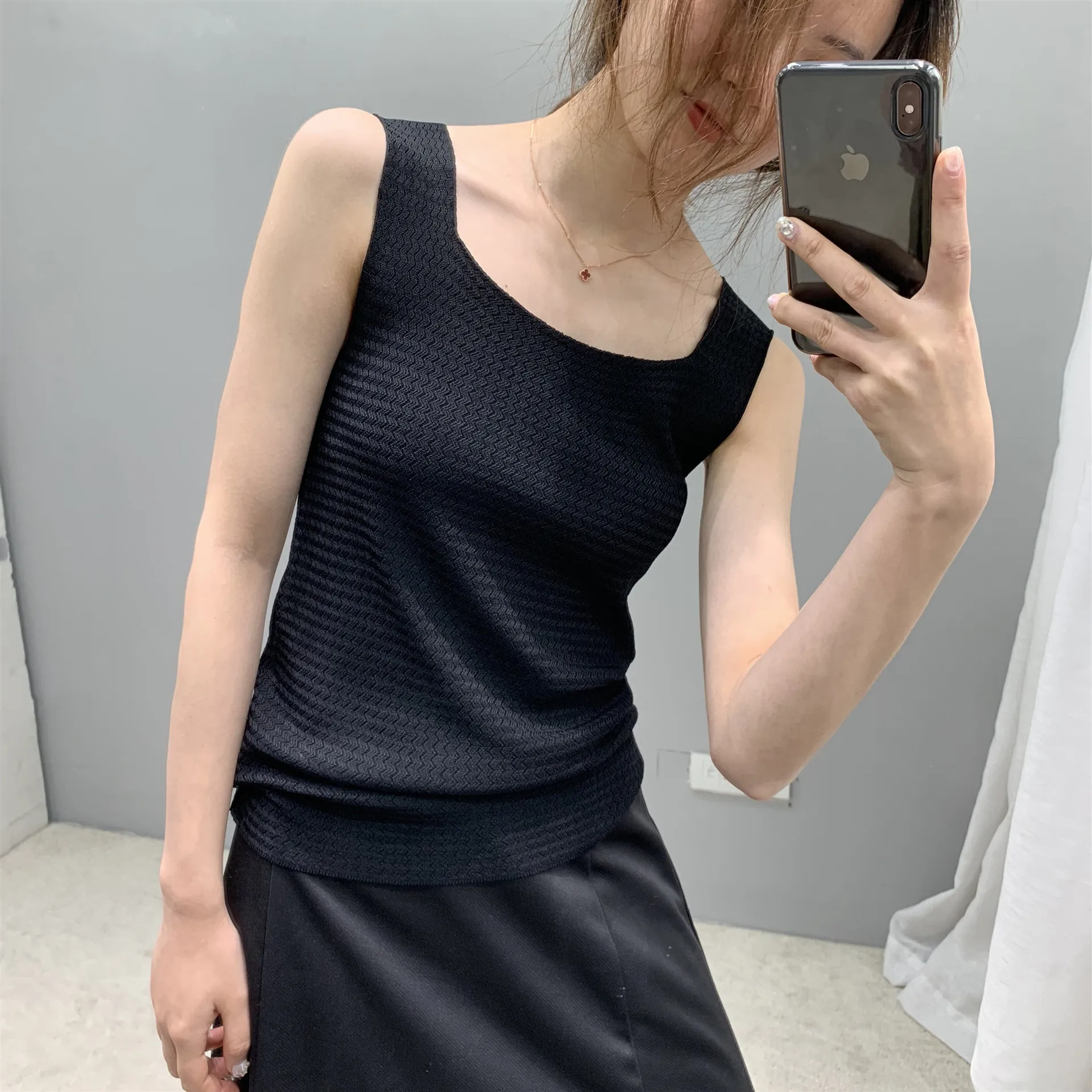 //cbu01.alicdn.com/img/ibank/2019/097/699/10721996790_2000613867.jpg