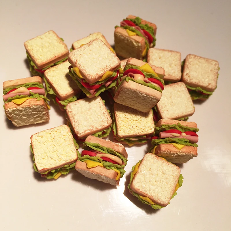 2PCS Mini Cute Handmade Clay Sandwich 112 Scale Dollhouse Miniature