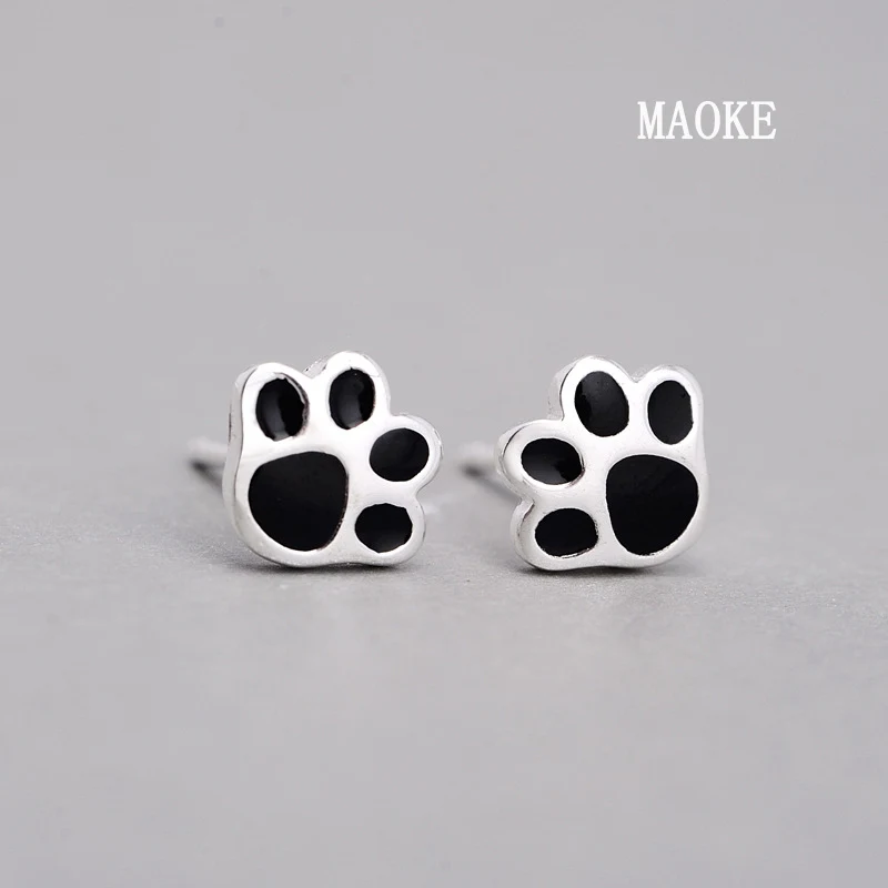 

Promotions Literature and Art Small Cute Red Plastic Cat Claw 925 White Fungus Nails Simple Fashion Jewelry for Women's Gifts