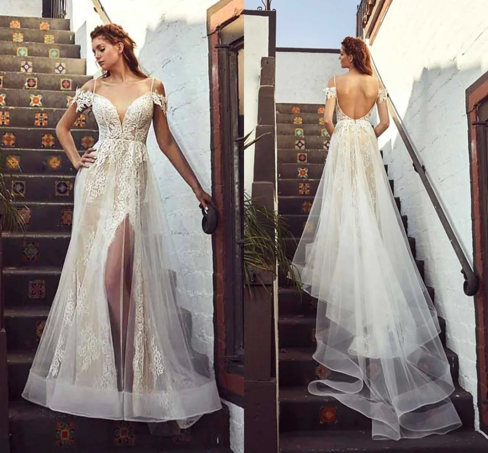 

Romantic Lace Princess Wedding Dress Backless Spaghetti Straps Short Sleeve Bridal Gown With Tulle Train See Through