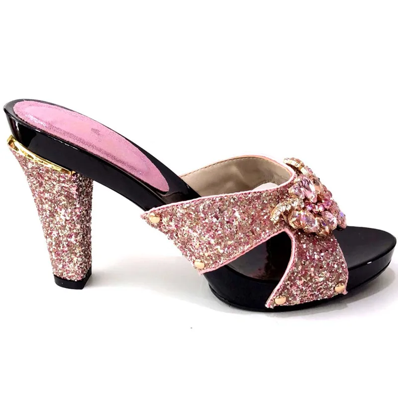 

2019 Summer PINK Shoes Women Designer Shoe Women Nigerian Women Sandals Wedding Shoes Decorated with Rhinestone Party Shoe