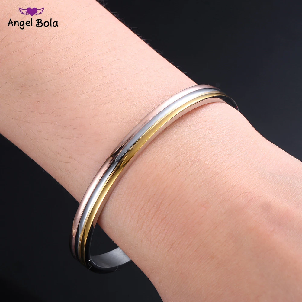 

High-quality Titanium Three-color Three-Circle Charm Bracelet Star with The Personality Design of The Bracelet Elegant Jewelry