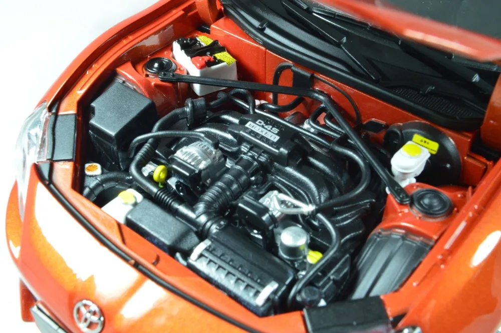 toyota_GT86_2013_orange_007