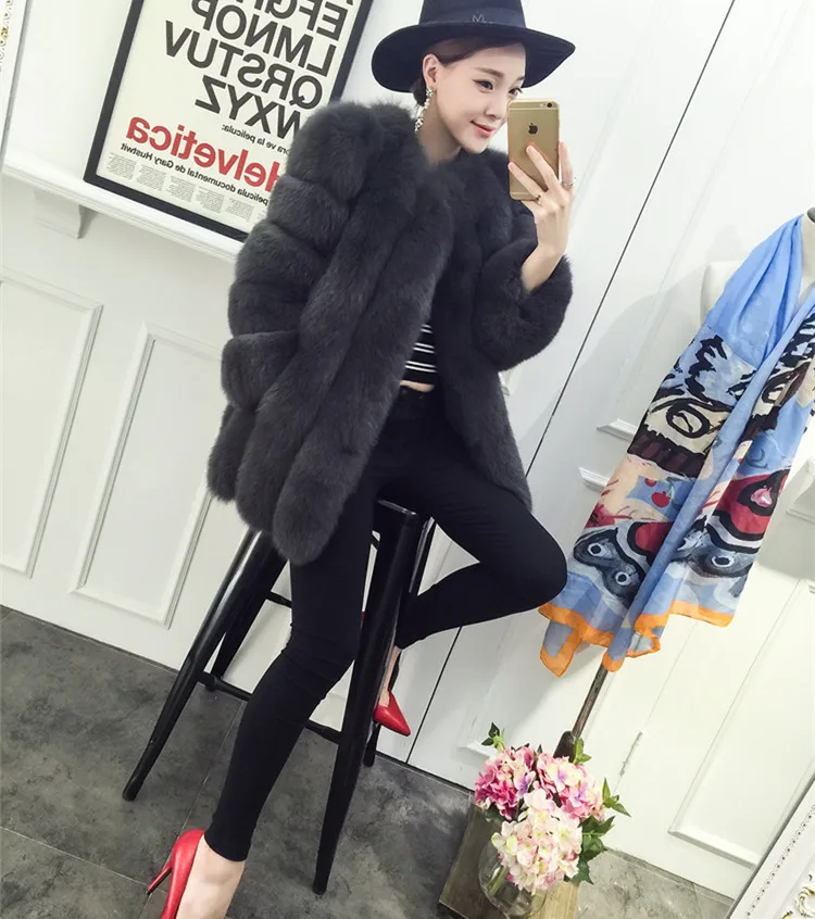 Женское теплое пальто из искусственного лисьего меха, короткая тонкая зимняя меховая куртка, модная верхняя одежда, пальто из искусственного лисьего меха для женщин, большие размеры M190705 - Цвет: Черный