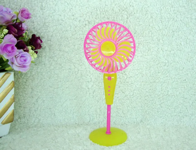 

Doll Accessories Baby Toys Fake Mechanical Fan Doll Furniture For Barbie Doll House Home & Garden Best Gift Dolls Furniture