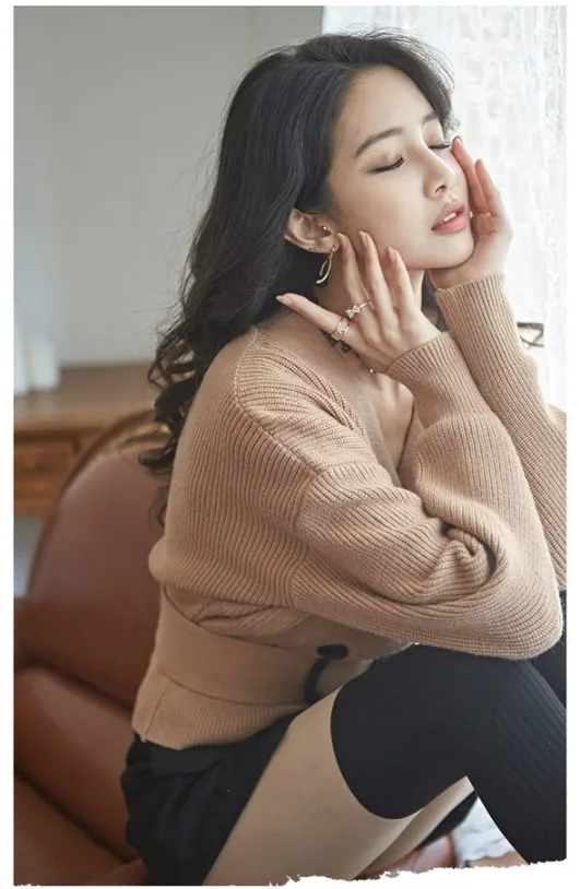 New High Quality Warm Cardigan Winter Women V Neck Double Breasted Short Sweaters Women Casual With Belt Knit Sweater DS50816
