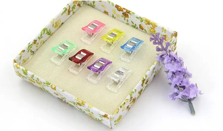 

Hot sale 2.7*1 CM multicolor Red PVC Plastic Clips For Patchwork Sewing DIY Crafts, Quilt Quilting Clip Clover Wonder Clip