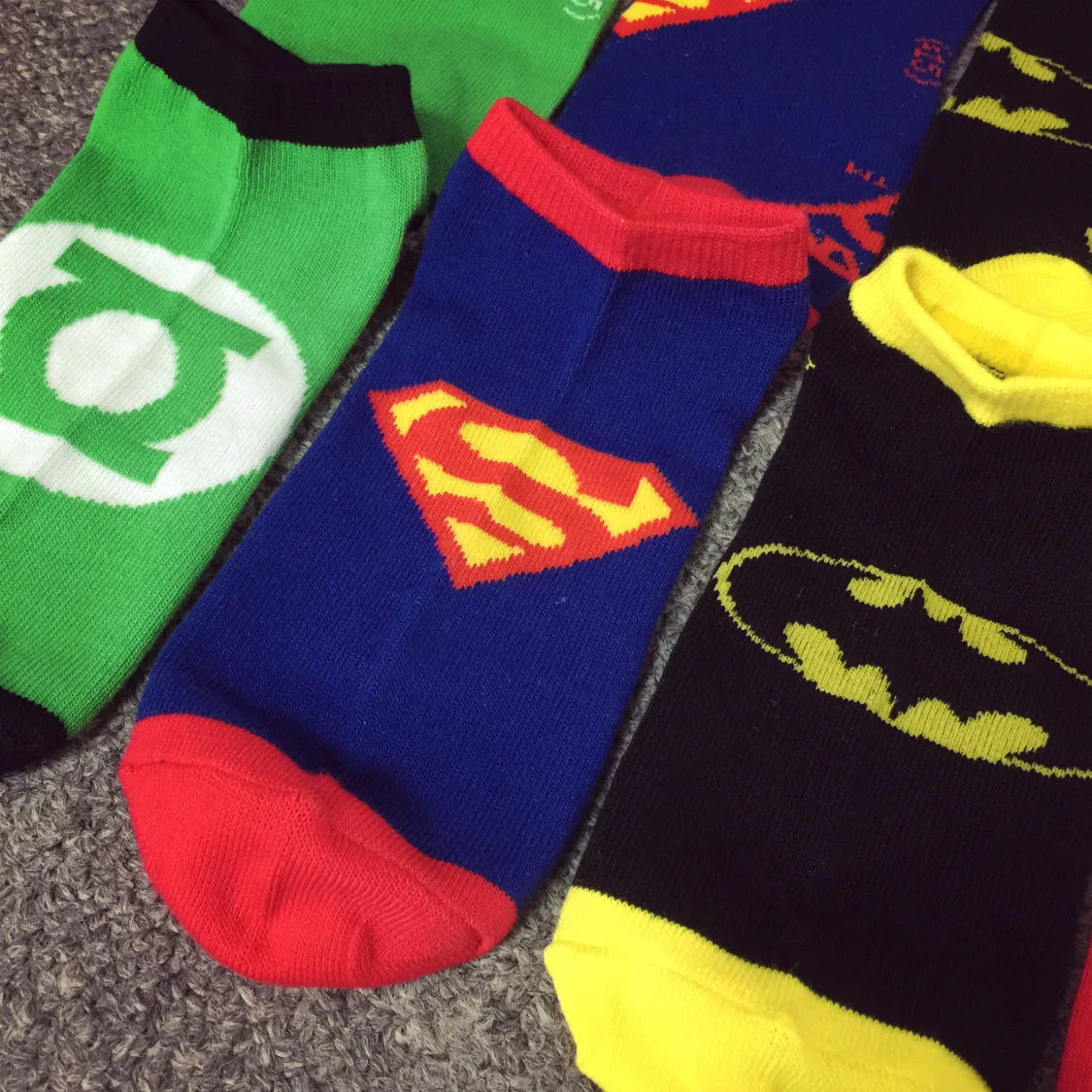 Женские носки с героями комиксов Marvel, носки-башмачки с Суперменом, Бэтменом, женские нескользящие Повседневные носки с вышитым рисунком