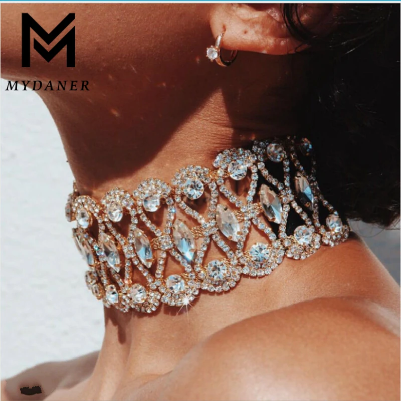 

MYDANER Luxury Crystal Rhinestone Choker Necklace for Women Gold Color Maxi Pendant Necklace Fashion Statement Collar Necklace