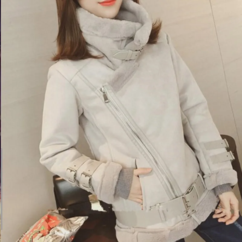 

Korean 2018 New Woman winter Suede Thick Warm Fur Faux Fur Coat Pink Gray Black color jacket Suede Fur Top Faux Fur