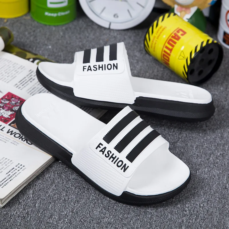 

Summer slippers men's tide brand wild fashion flip flops outdoor indoor Korean leisure slip wear outside the sandal male.
