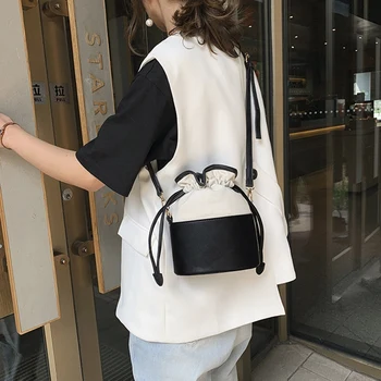 

LJL-Small Bag Female Wild Messenger Bag Girl Shoulder Small Fresh Canvas Bucket Bag