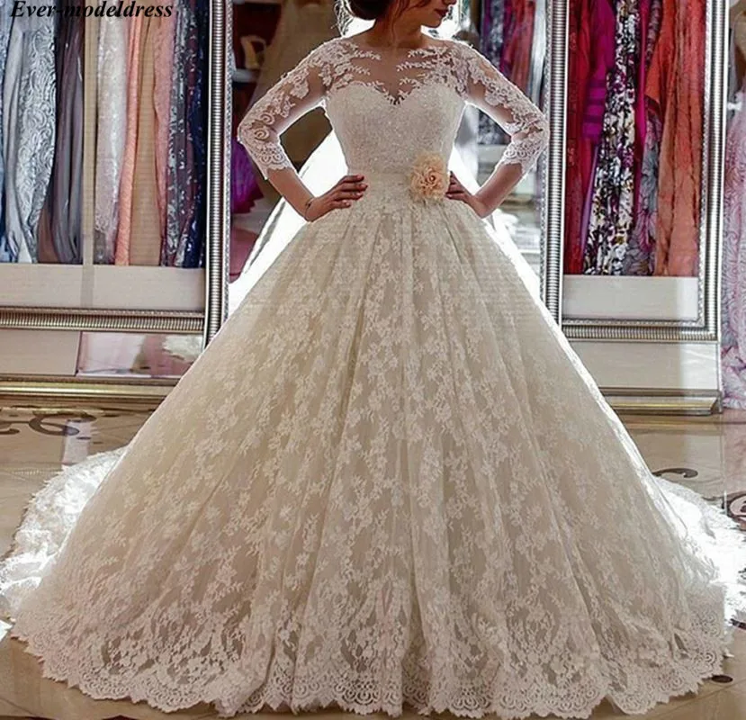 

Gorgeous Long Sleeves Wedding Dresses Lace Ball Gowns Bow 3D Flowers Zipper Back Customize Bridal Gowns Robe De Mariee Plus Size