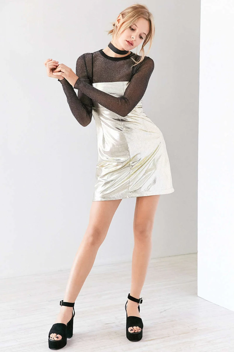 3608606626_1045645777