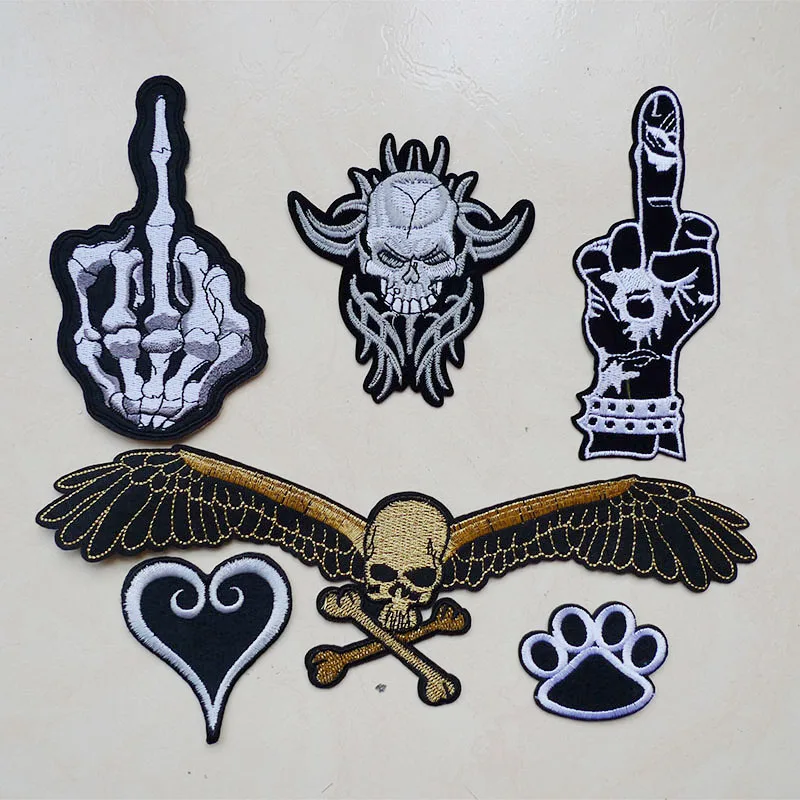 

1 Pcs Skull finger footprints heart eagle Iron On Patches for Clothes Jeans Apparel Accessories Applique Animal Badges Stickers