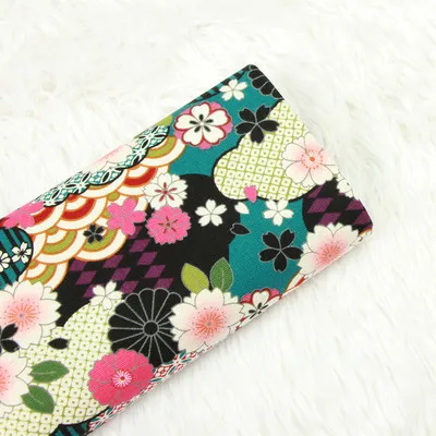 half yard thicken cotton fabric soft breeze flower print handmade DIY bag garment sewing material cotton B452 - Цвет: black