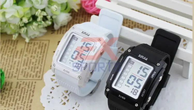 Running Swimming Waterproof Sports Watch Shock Resistant Wristwatch (6)