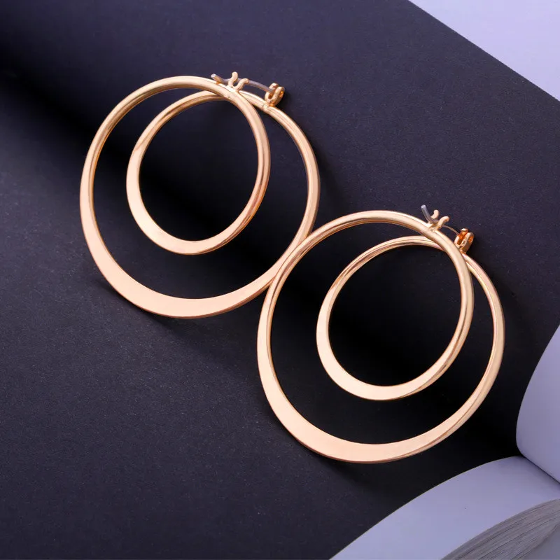 

Cute Female Big Round Hoop Earrings 2019 New Fashion Yellow Gold Wedding Earrings Jewelry Vintage Double Earrings For Women