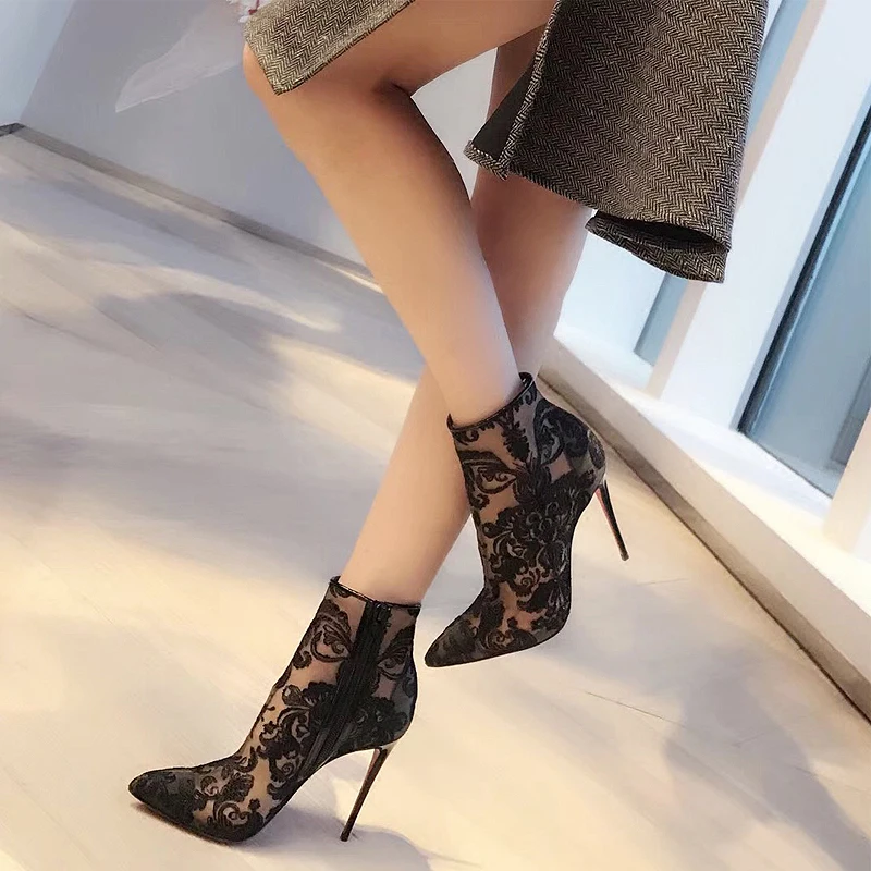 

Sexy mesh women's shoes short boots spring and autumn 2019 new transparent ankle boots black pointed stilettos QQ-04