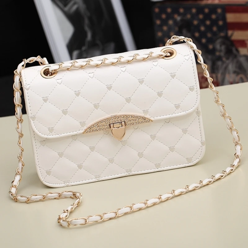 

Famous Brand Women Bags Crossbody Bag Embroidery Leather Retro Handbags Rhinestone Chain Evening Bag Women Messenger Bags Purse