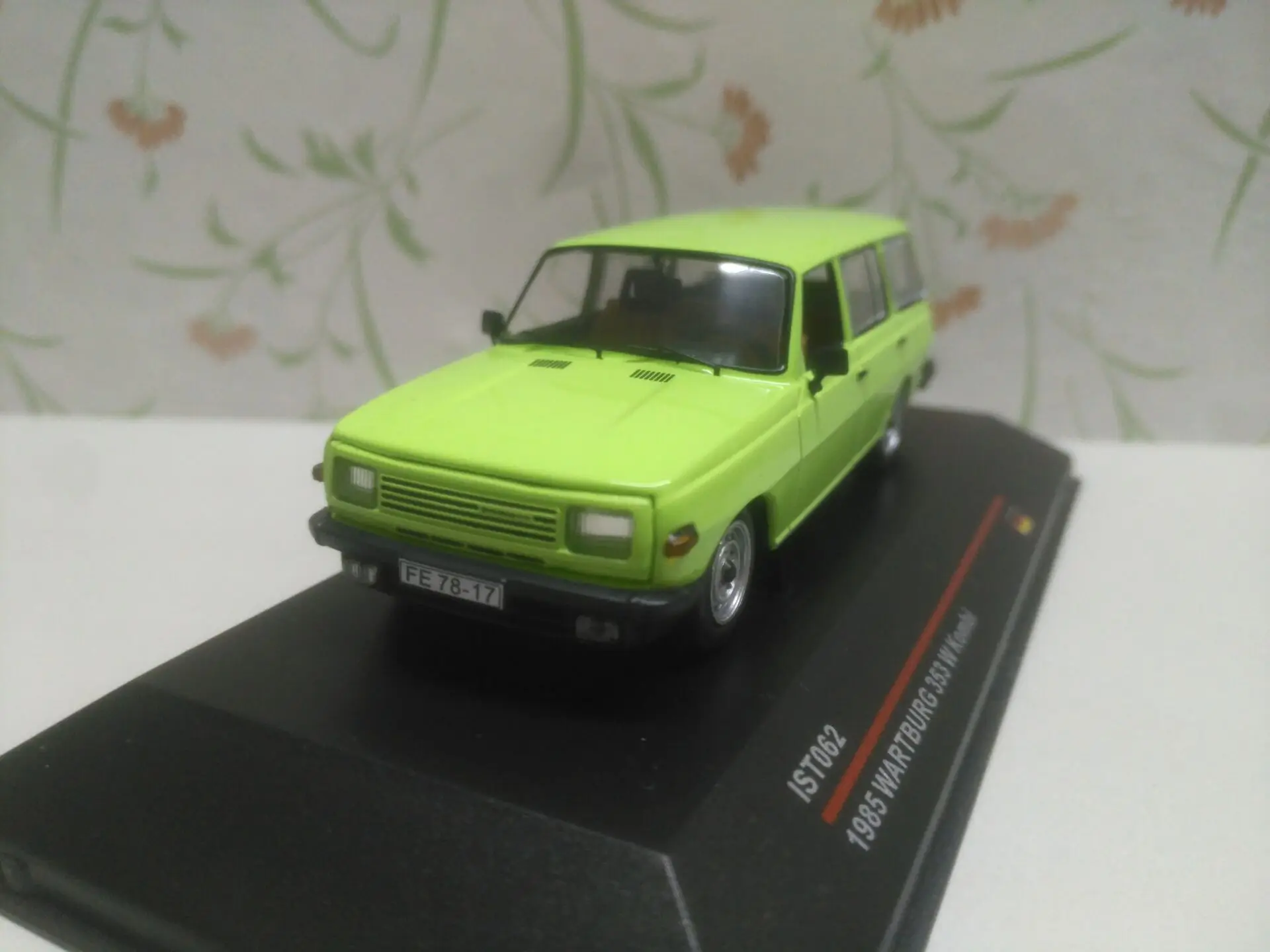 

ist model 1:43 WARTBURG 353 W KOMBI 1985 boutique alloy car toys for children kids toys Model Original package freeshipping