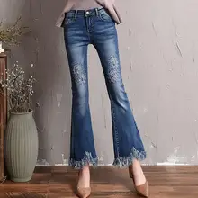 Хлопок Смесь Новая мода повседневные джинсы деним выдалбливают расклешенные брюки для женщин плюс размер кисточкой Капри эластичные брюки yqy0702