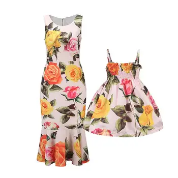 

2019 Summer Mama Girls Mother Daughter Beach Dresses Boheiman Style Female Women and Baby Mermaid Skirt Family Amtching Clothes