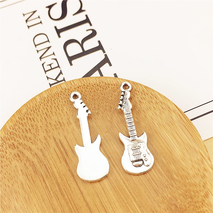 Старинная бронза серебро амулеты музыкальная нота гитара труба саксофон амулеты подвески для ожерелья браслет Изготовление ювелирных изделий - Цвет: C20A06