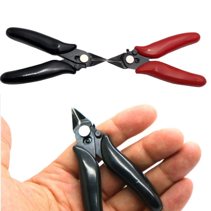 

1Pcs 3.5 Inch Mini Diagonal Pliers Wire Cutting Electronic Pliers Wires Insulating Rubber Handle Model Pliers Stainless Steel