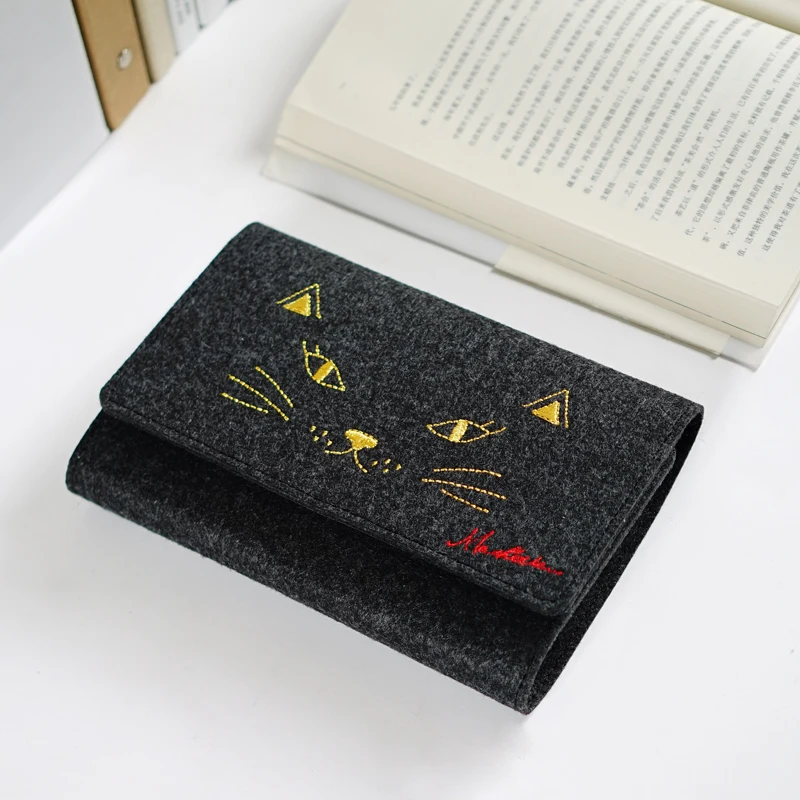 

2019 New creative felt material 6 holes binder spiral notebooks stationery,cute cat embroidery office school note pad gift A5 A6