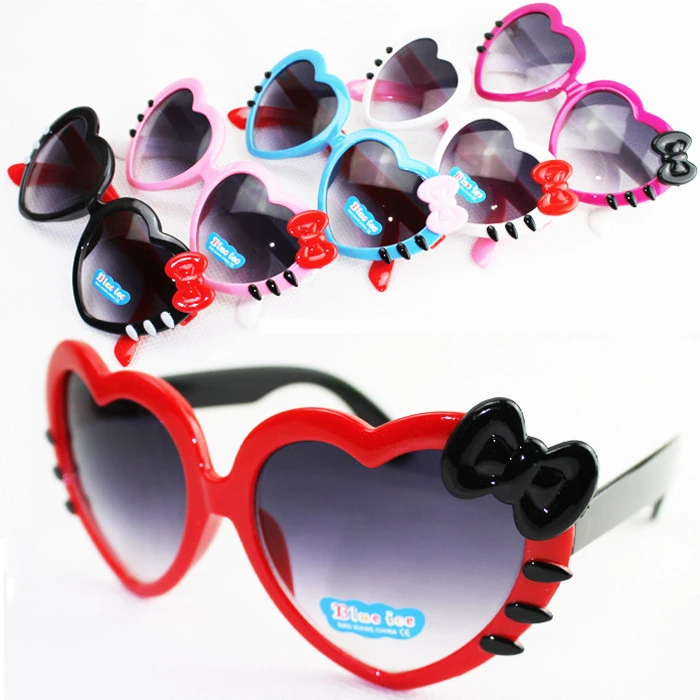 hello kitty heart sunglasses