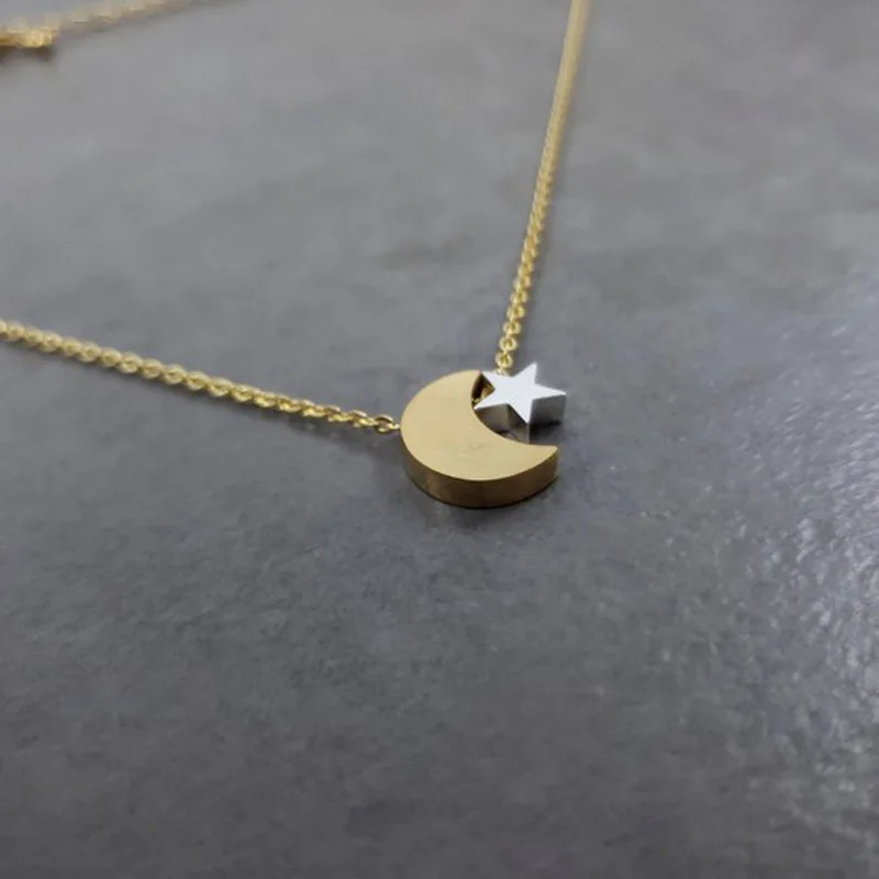 

Crescent Moon and Star Pendants Necklaces For Women Vintage Jewelry Stainless Steel Long Chain Bridesmaid Gift Collares Mujer