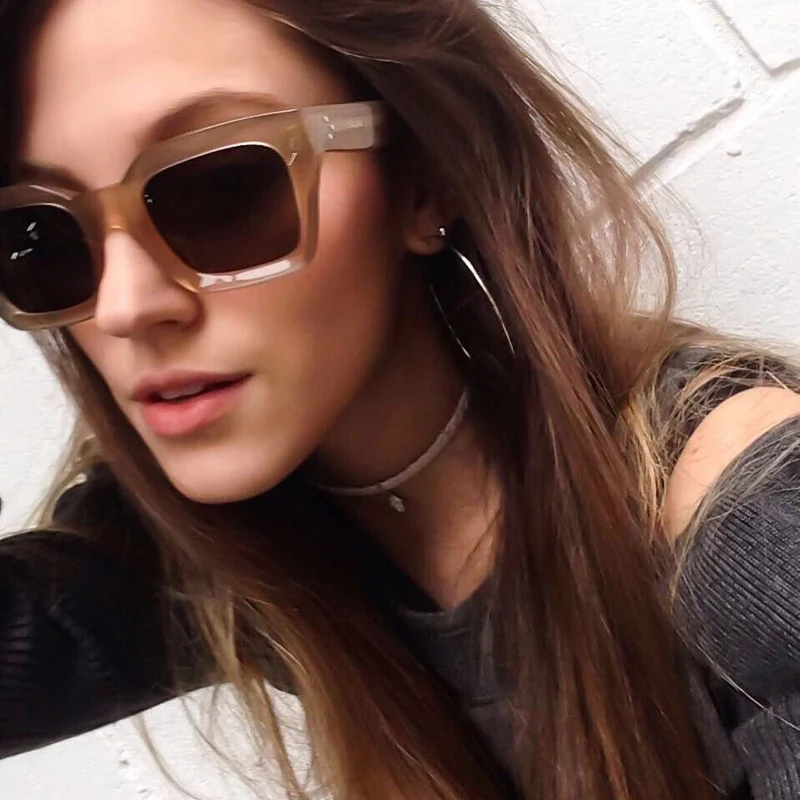 

Hot Summer Fashion Cool Sunglasses Women Men Loves Square Frame High Quality Eyewear 2018 New Trendy Oculos de sol feminina