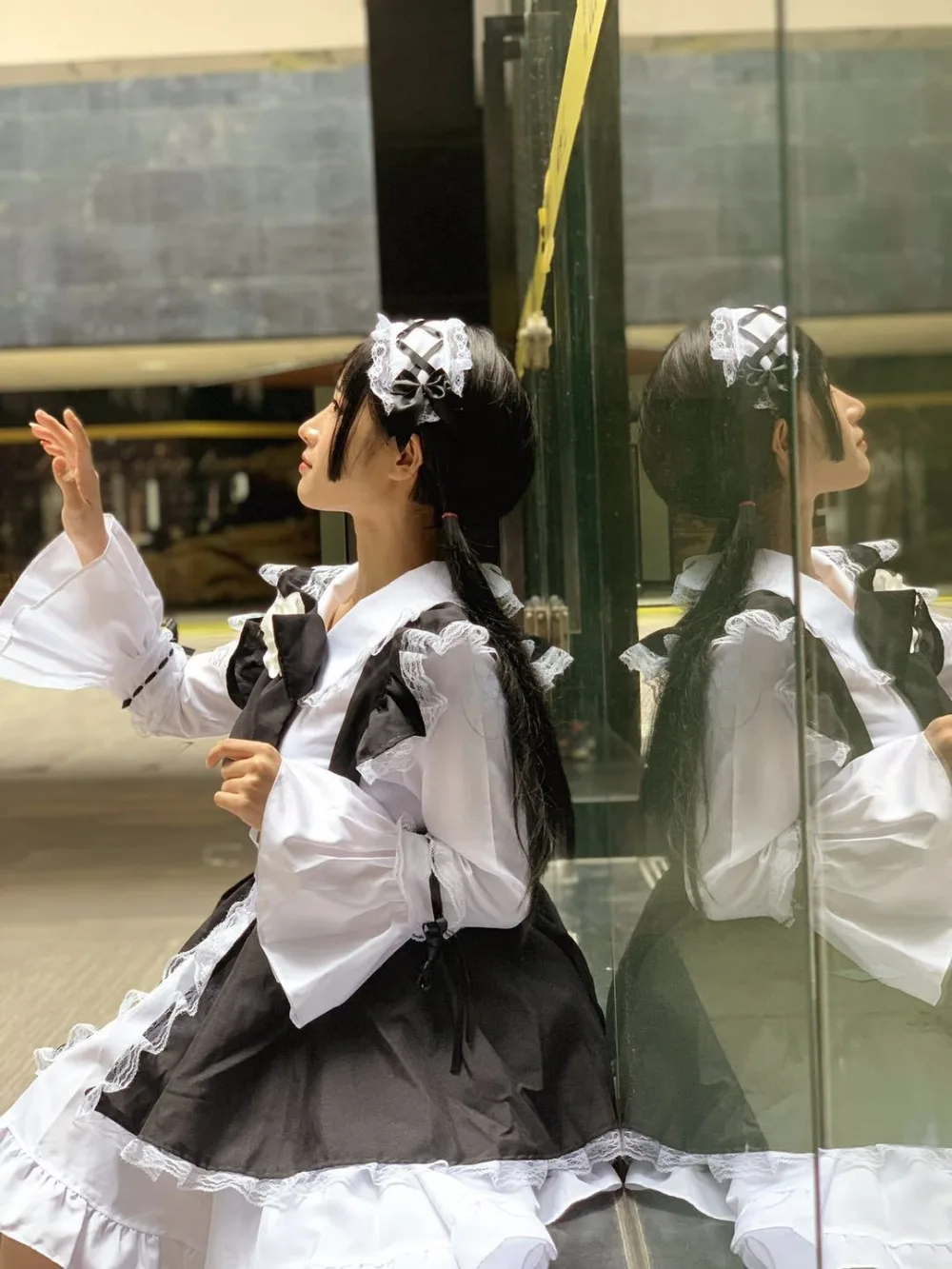 Черный и белый платье лолиты, в готическом стиле наряд горничной фартук платье аниме Косплэй костюм Для женщин длинные платья костюмы на Хэллоуин