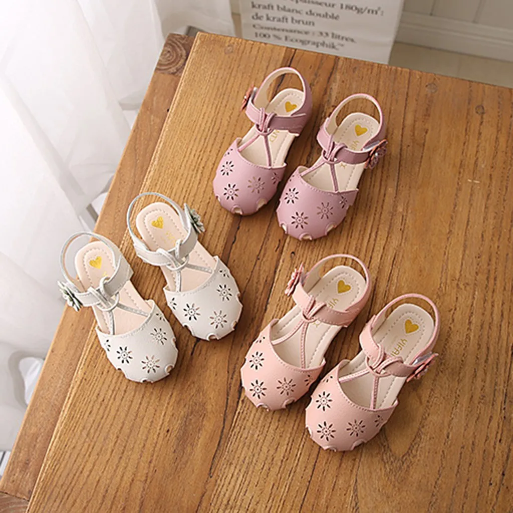 Дети младенческой Дети Девочки милые перламутровые полые цветок обувь для принцессы сандалии принцессы Нескользящая детская обувь для девочек